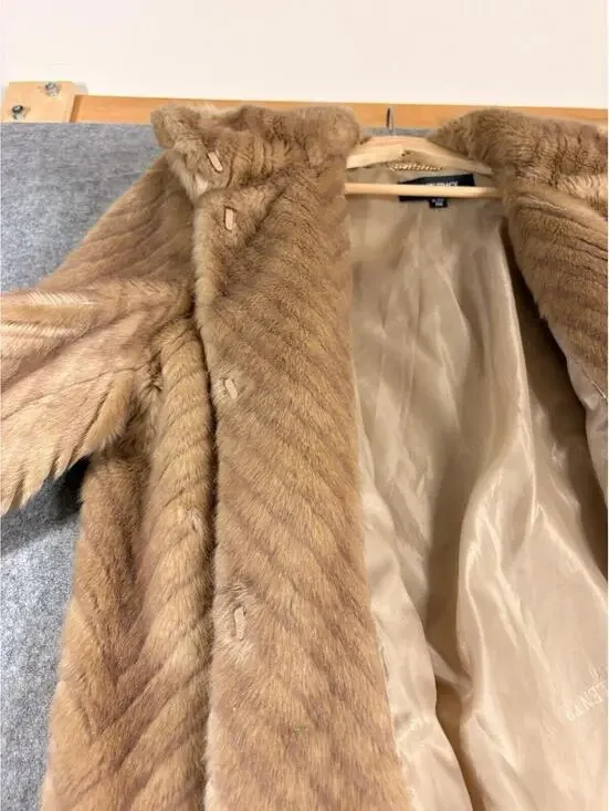 Ellen Tracy Golden Beige Faux Mink Fur Coat Chain Hanger Soft Chevron XL - Picture 4 of 8